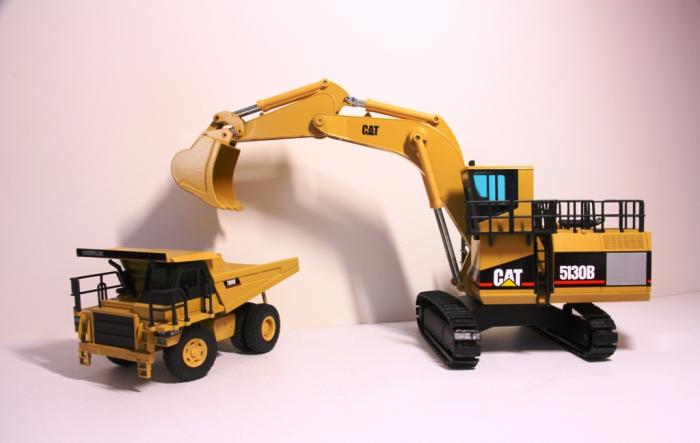 CAT 5130B - CAT 769D