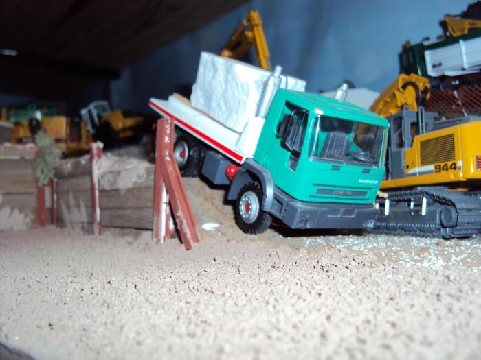 IVECO TRAKKER TRASPORTO BLOCCHI