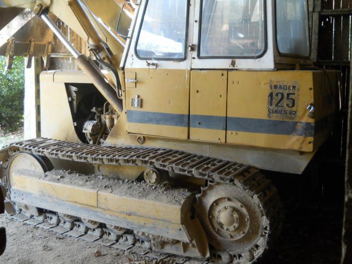 HINTERNATIONAL HARVESTER 125 serie B 2