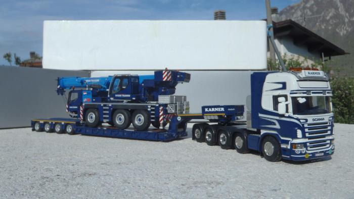 scania R KARNER con trasporto LIEBHERR 1050