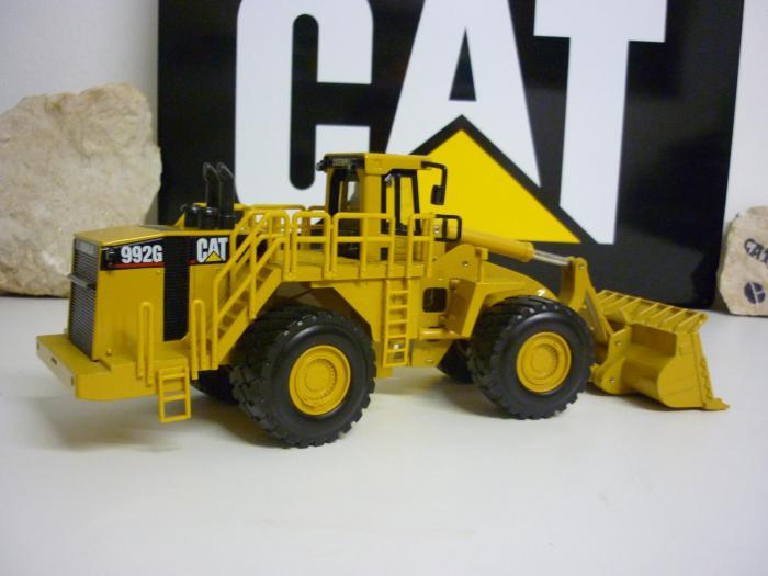 CAT 992G.JPG