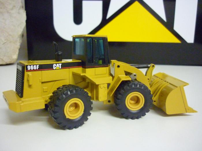 CAT966F _2_.JPG