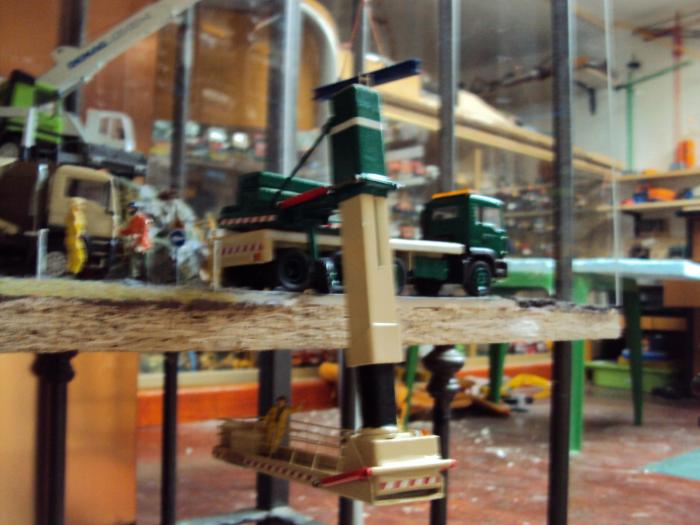 MAN con piattaforma artigianale per ponti