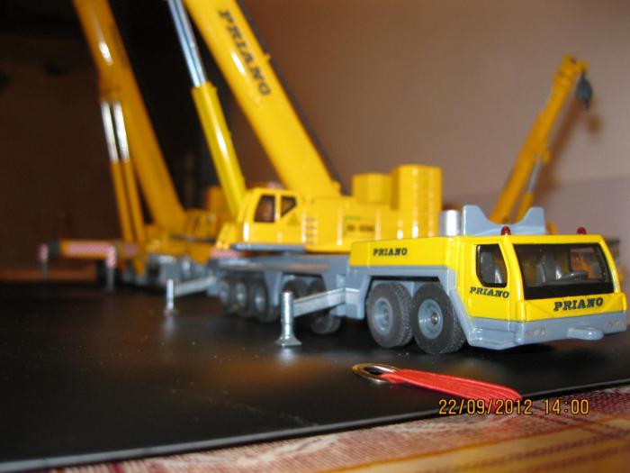 sollevamento di coppia con liebherr LTM 1750 e LTM 1400