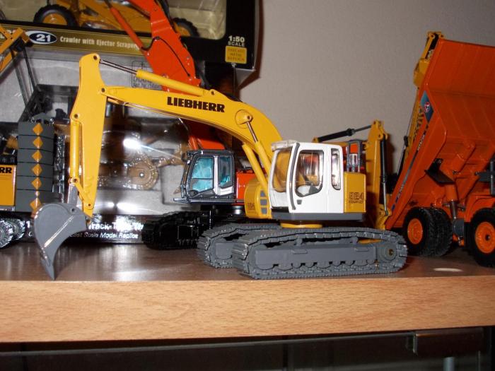 Liebherr R924 compact