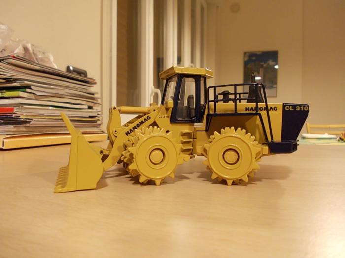 Hanomag CL310 II