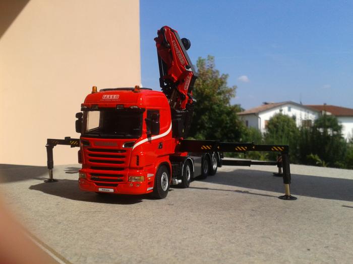 Scania R730 V8 Fassi (09)