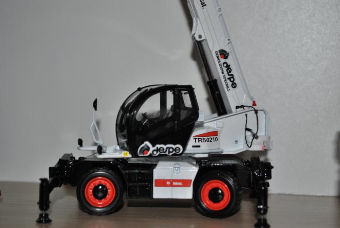 Bobcat telescopico