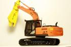 Hitachi ZX250 con cesoia Genesis XP400