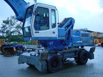 Liebherr A 924