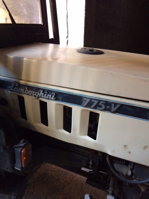 sollevamento trattore lamborghini 775v 3
