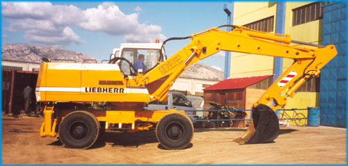 Liebherr A 922
