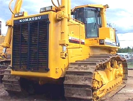 Komatsu D475E