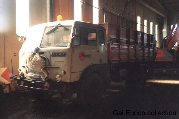 Fiat 682N3 con spandisale