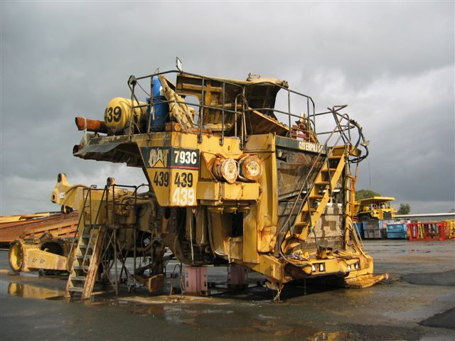 cat 793